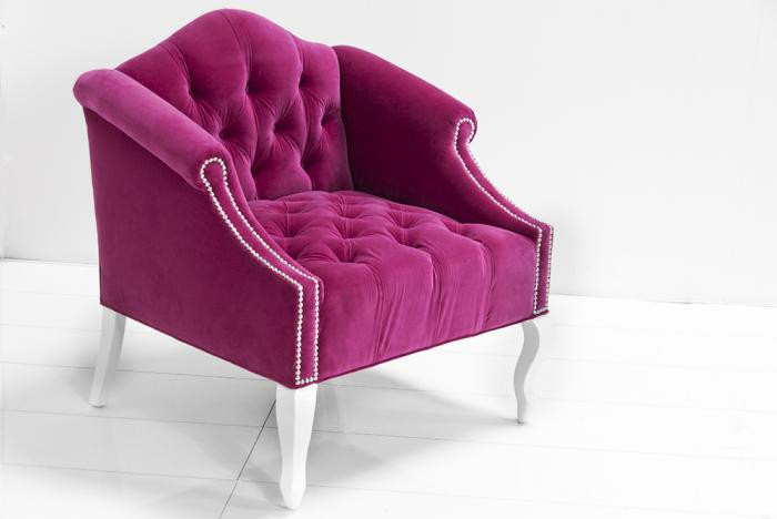 2018 New Arrival good quality chair with velvet fabric and wooden make also wedding king and queen chairs for sale