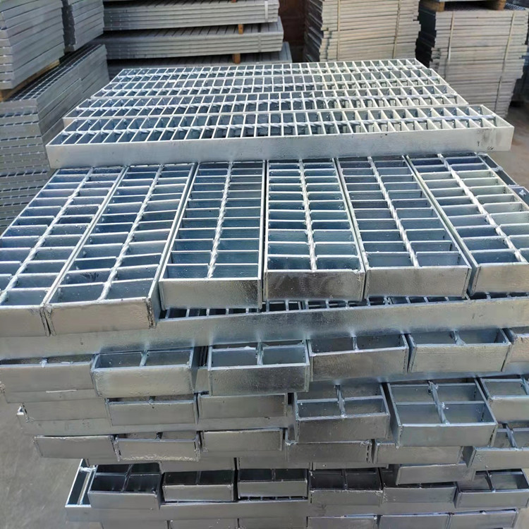Park Carbon Steel Strip Hot Dip Galvanized Grating Gutter Cover