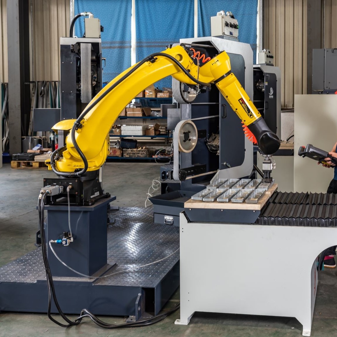 50G Arm Strength FANUC Robot Cell Grinding Machine For Faucets Grinding