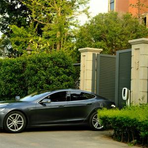 Wholesale 22kW DC Commercial EV Charger IEC 62196 400V AC White Purple from china suppliers