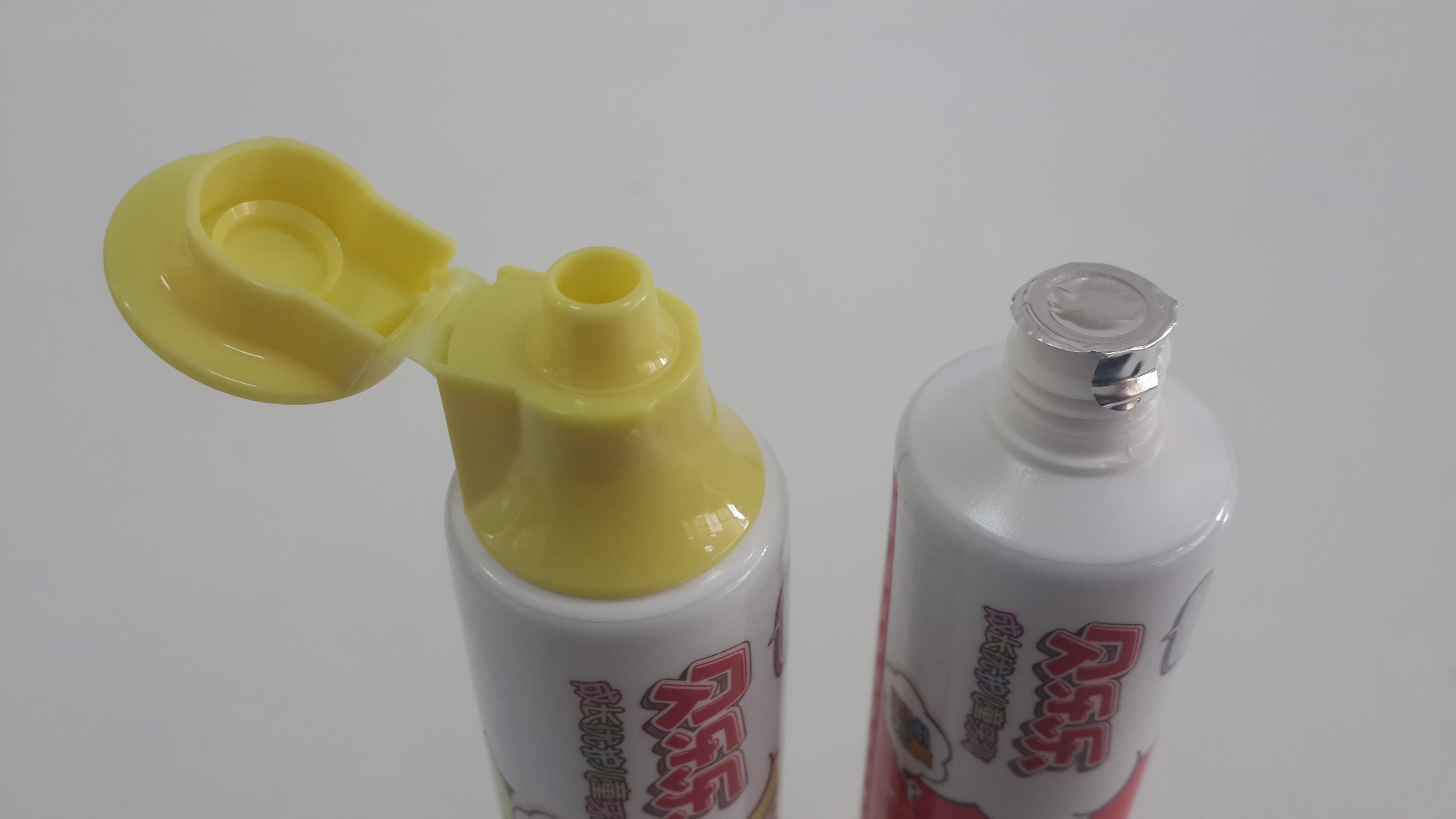 Plastic Children Toothpaste Containers Doctor Cap / Top Sealed Diameter 30