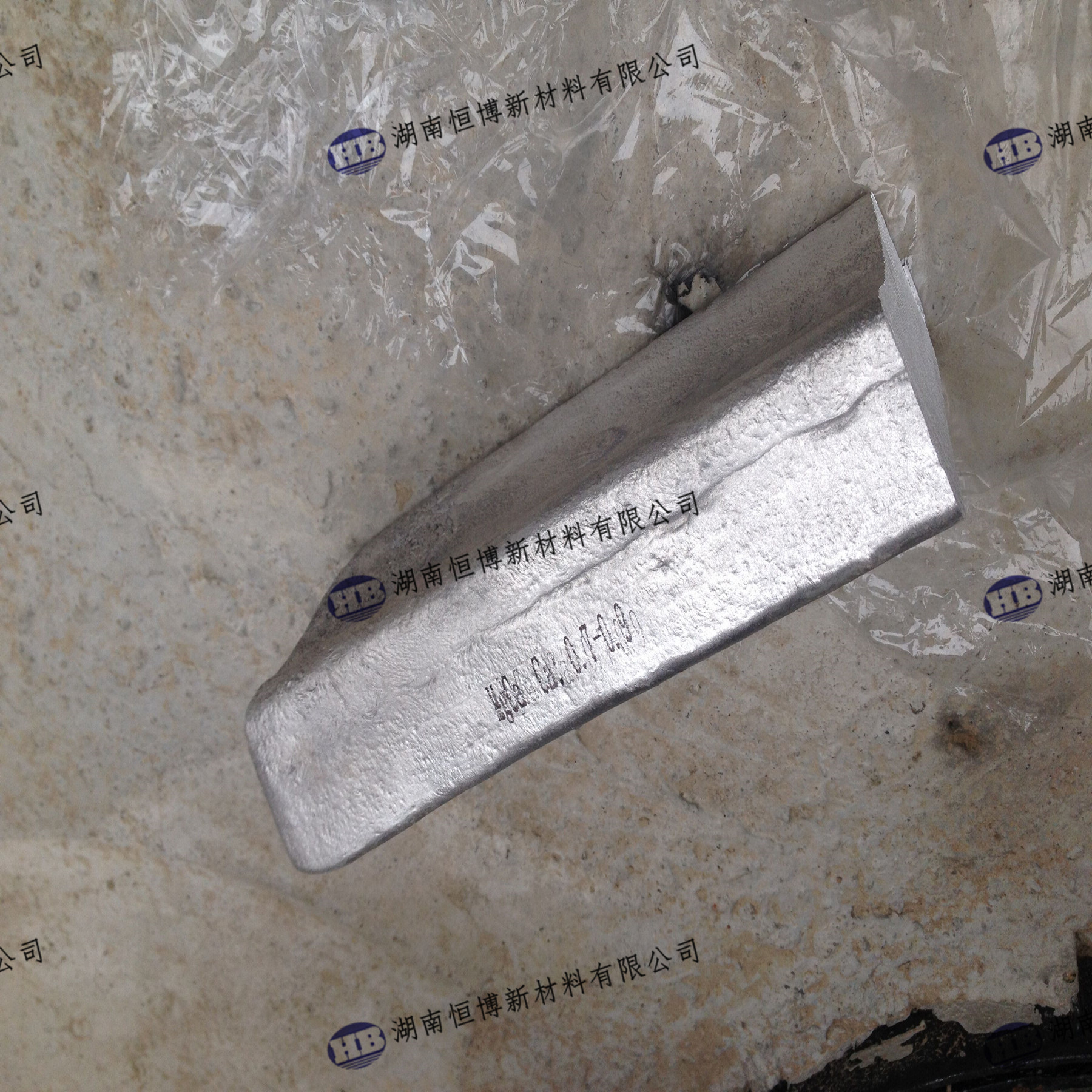 MgCa10 MgCa15 MgCa20 MgCa25 Magnesium Calcium Alloy Ingot Anti Corrosion