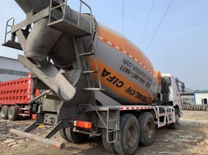 Wholesale Hydraulic Pump Used Concrete Mixer Truck , 8cbm 10cbm Used Cement Mixer Truck from china suppliers