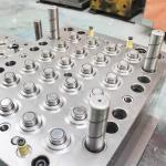 OEM Plastic Liquor Bottle Cap Mould Polishing Surface 300000-500000 Shots