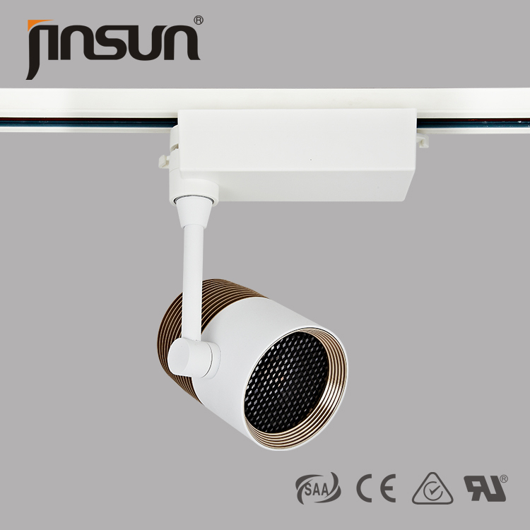 Newest design IP40 680 lm 12W Cree chip 360 degree adjustable of Led track light 3years warranty 6degree light
