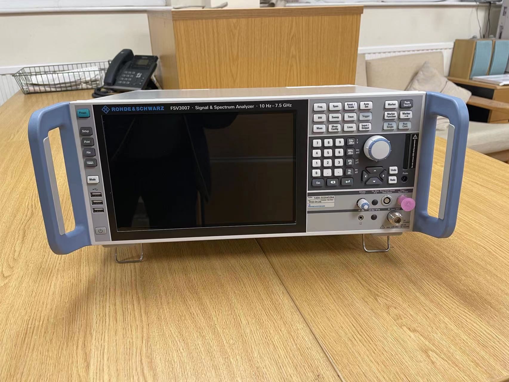 Rohde & Schwarz FSV3007 Signal And Spectrum Analyzer 10 Hz To 7.5 GHz With Touchscreen