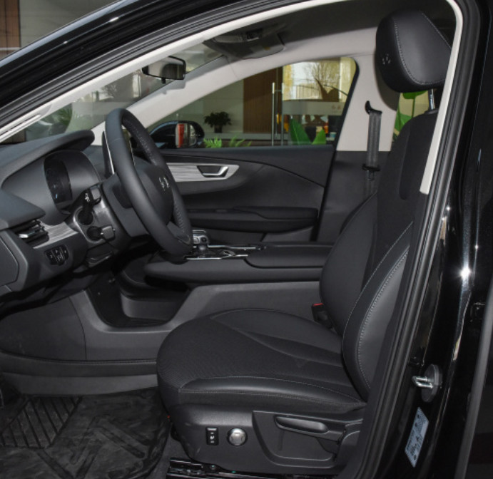 Hongqi E-QM5 2023 Plus 605km Pure electric 4 door 5 seats Medium car