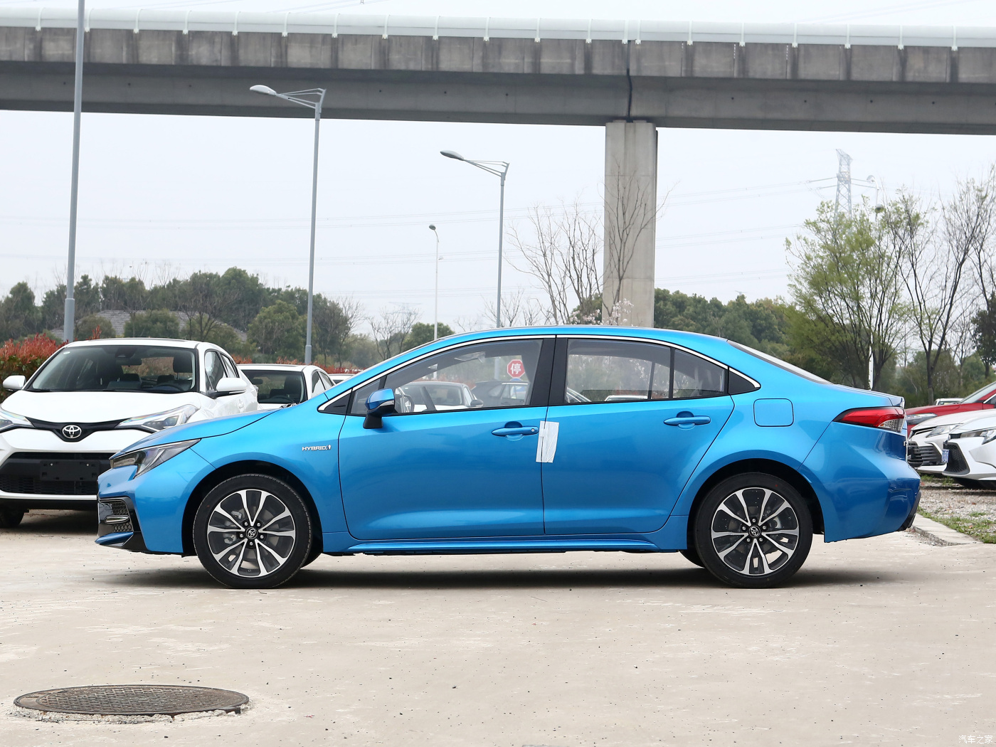 2023 New Toyo ta Hybrid Leiling 185T CVT Sedan with 4.6 m Long Car Body, Displacement and Full Speed Adaptive Cruise System