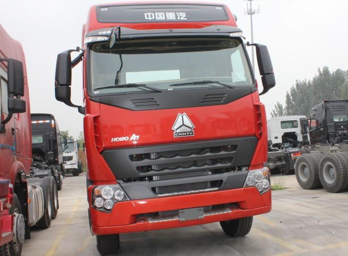 Heavy Duty Tractor , Prime Mover Truck For Pulling Container Tipper Trailer