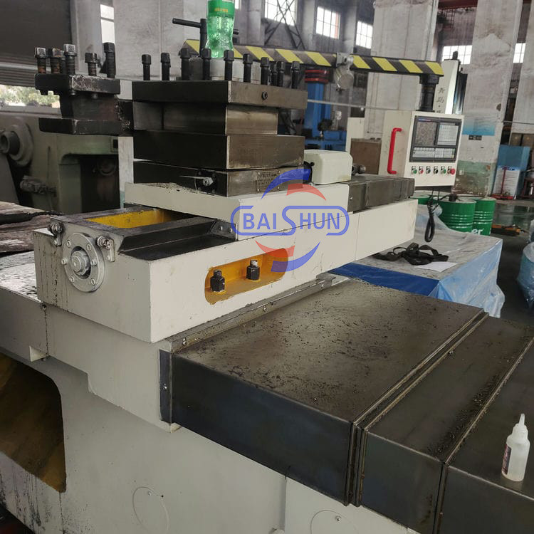 High Precision Heavy Flange Surface Grinding Lathe For Auto Wheel With 2 Years Warranty
