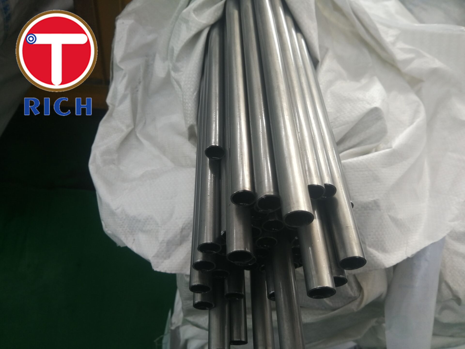 Car Shock Absorber Precision Steel Tube Welded Round Shape DIN2393 Standard