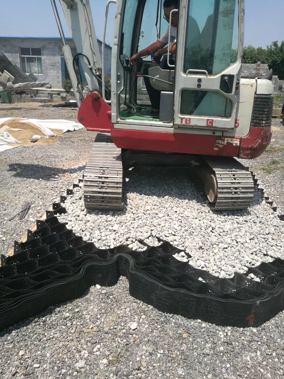 Modern Design Style HDPE Geocell Honeycomb Sheet for Slope Protection in Hotel
