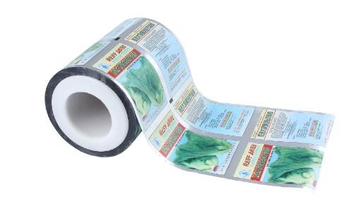 OEM snacks candy biscuit laminated food grade plastic packaging film roll