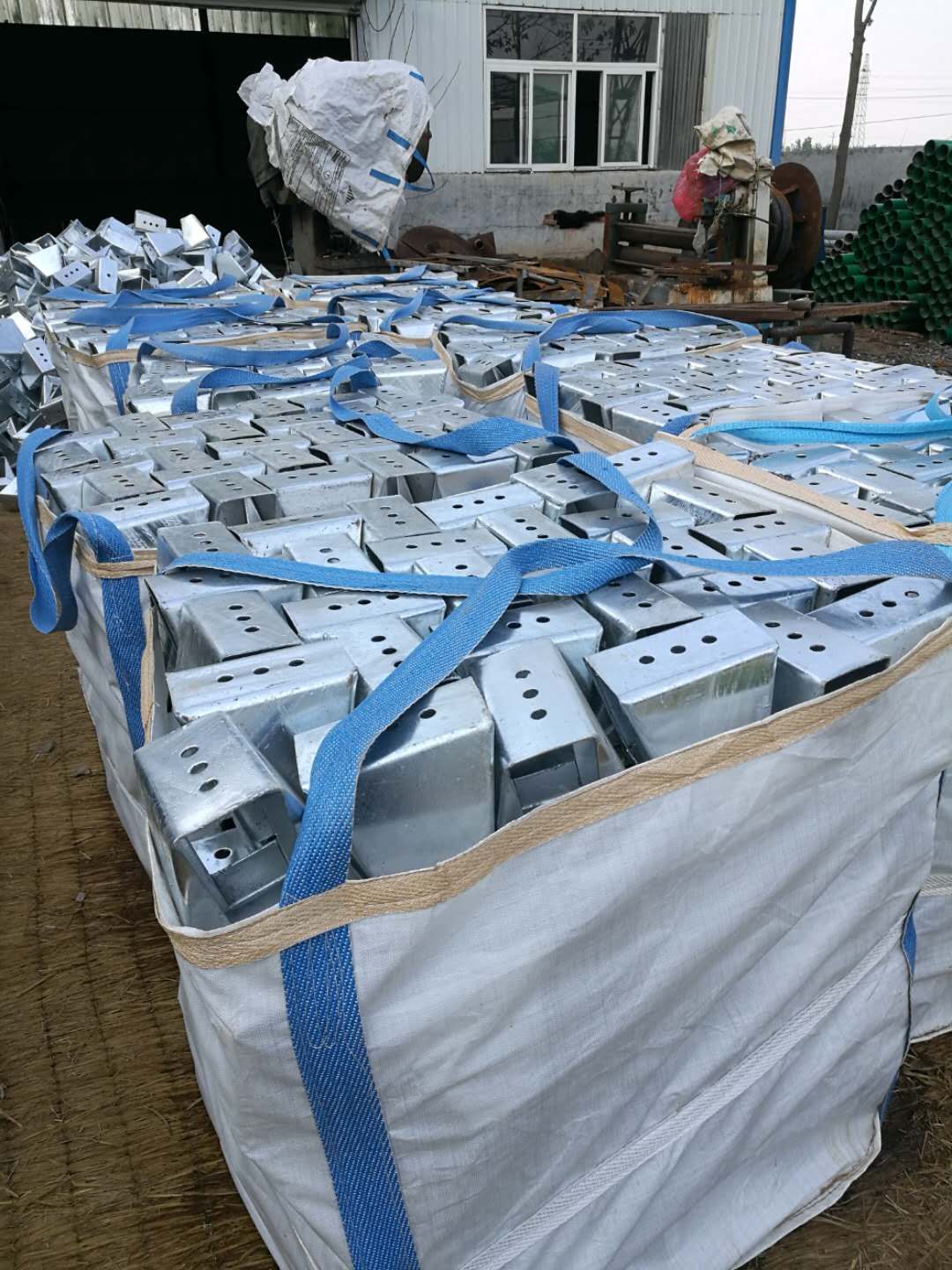 Roadway Steel Highway Guardrail Safety Galvanized Steel Box Blocker Spacer OEM