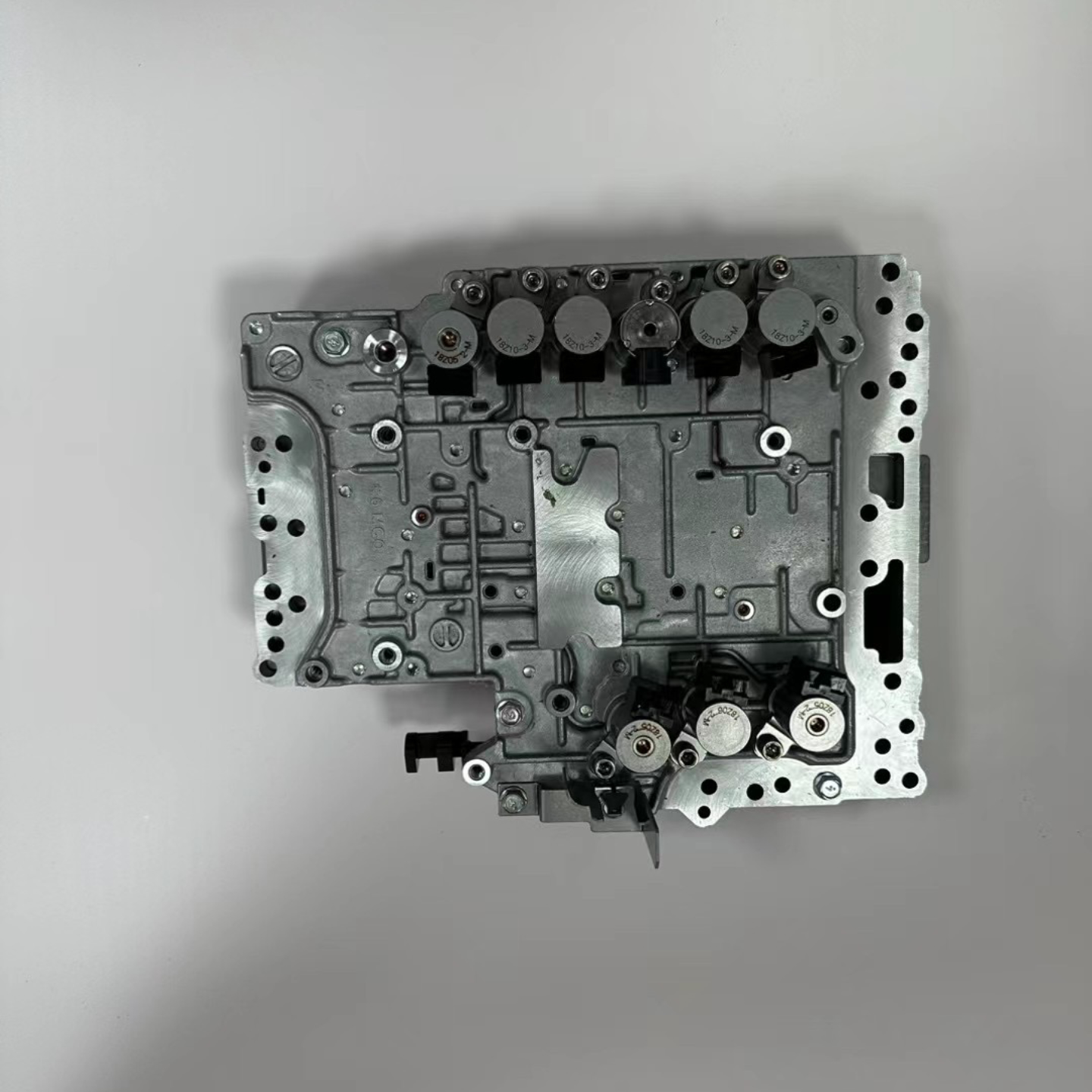 RE7R01A JR710E Transmission Valve Body for Nissan and Infiniti 2023 in 35X35X25CM Size