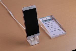 Wholesale COMER Retail Stores Multi Ports Smartphone Display Device for mobile phone retail stores from china suppliers