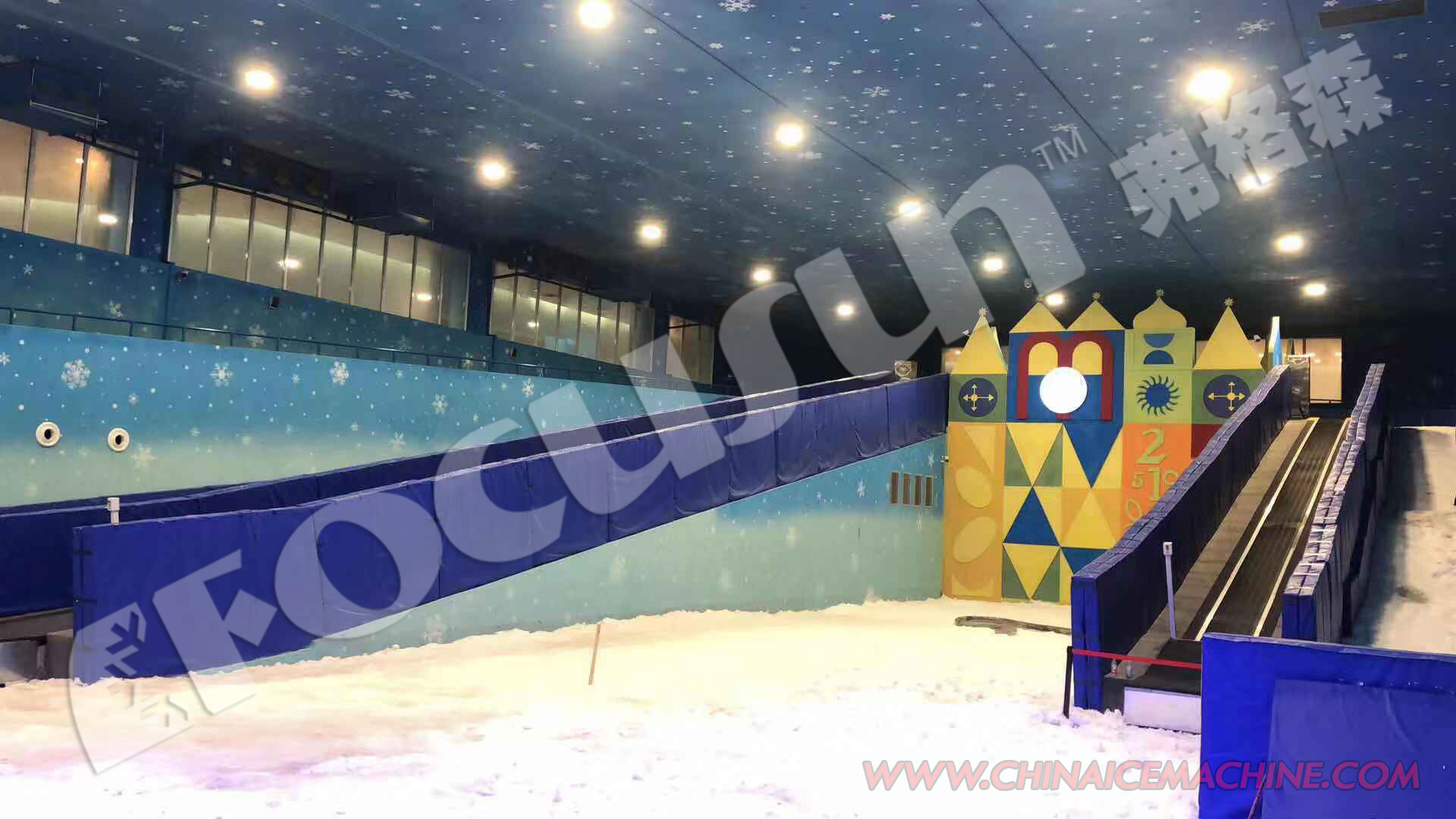 Christmas Snow Maker On-site Maintenance and Easy Operation for Winter Wonderland