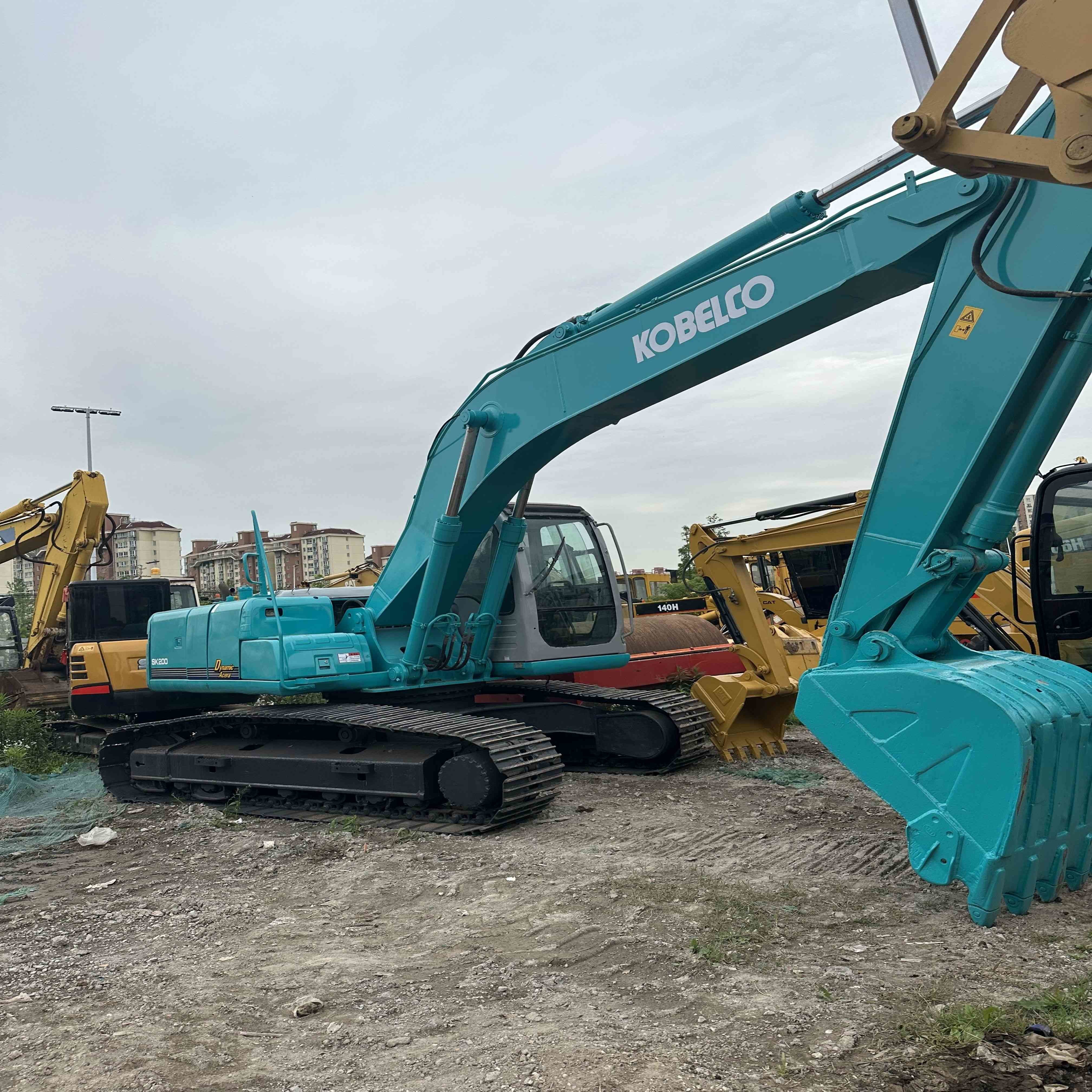 Used Kobelco Digger SK200D Secondhand 20ton Medium Type Crawler Excavator