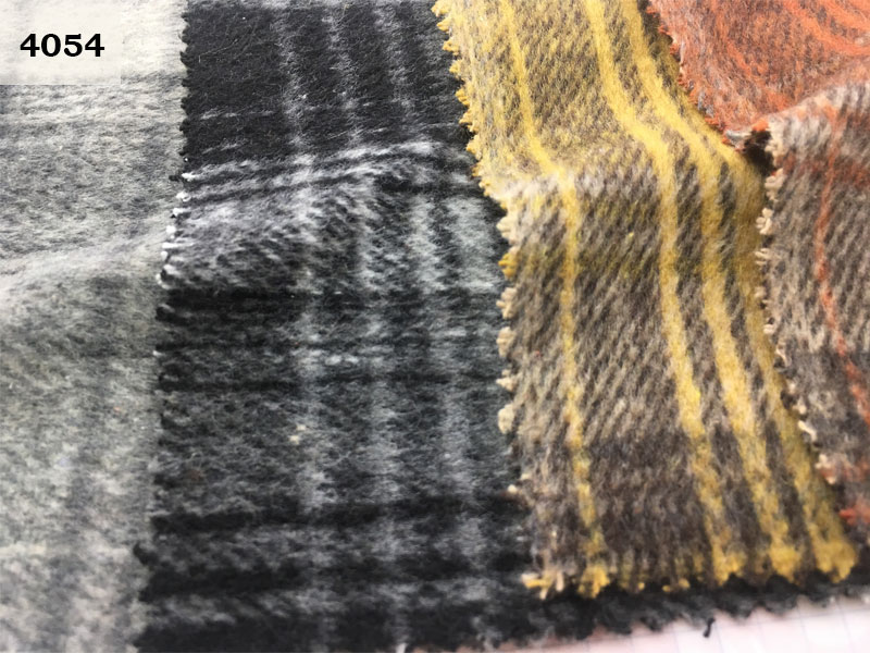 400gsm Scottish Plaid Tartan Tweed Fabric Poly Wool Suiting Fabric Abrasion Resistant