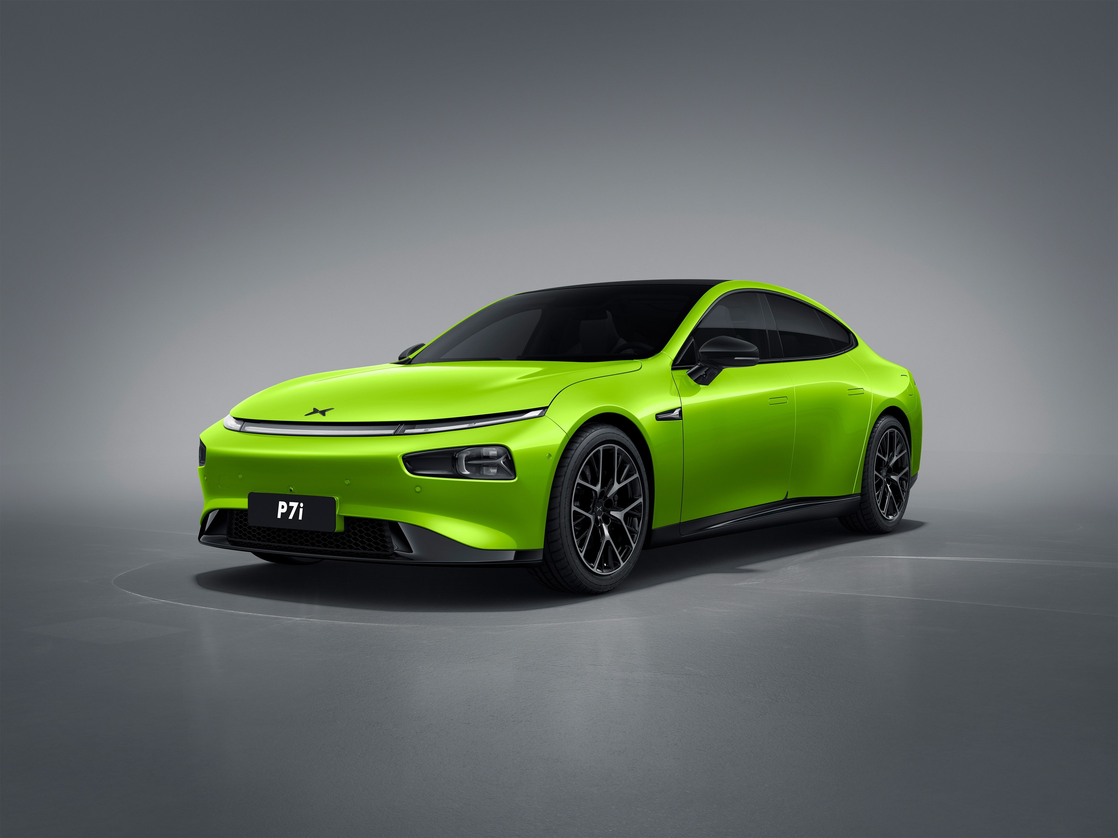 Xpeng P7 P7I Made in China High Tech Performance Adults Motor 4 EV High-Speed Electric Xiaopeng P7 SUV Electric