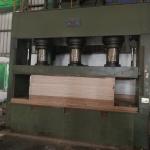 Natural African Teak Wood Veneer Fancy Plywood Board Crown Grain For Furniture