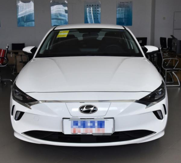 Hyundai Feista pure electric 2020 GLS free travel version 4 door 5 seats Compact