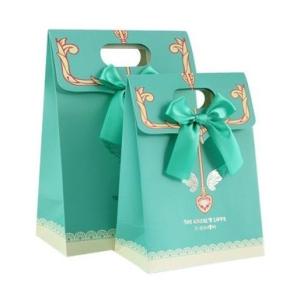 Wholesale Beauty Products Recycled Paper Gift Bags Paper Bag With Ribbon Recyclable Customized from china suppliers