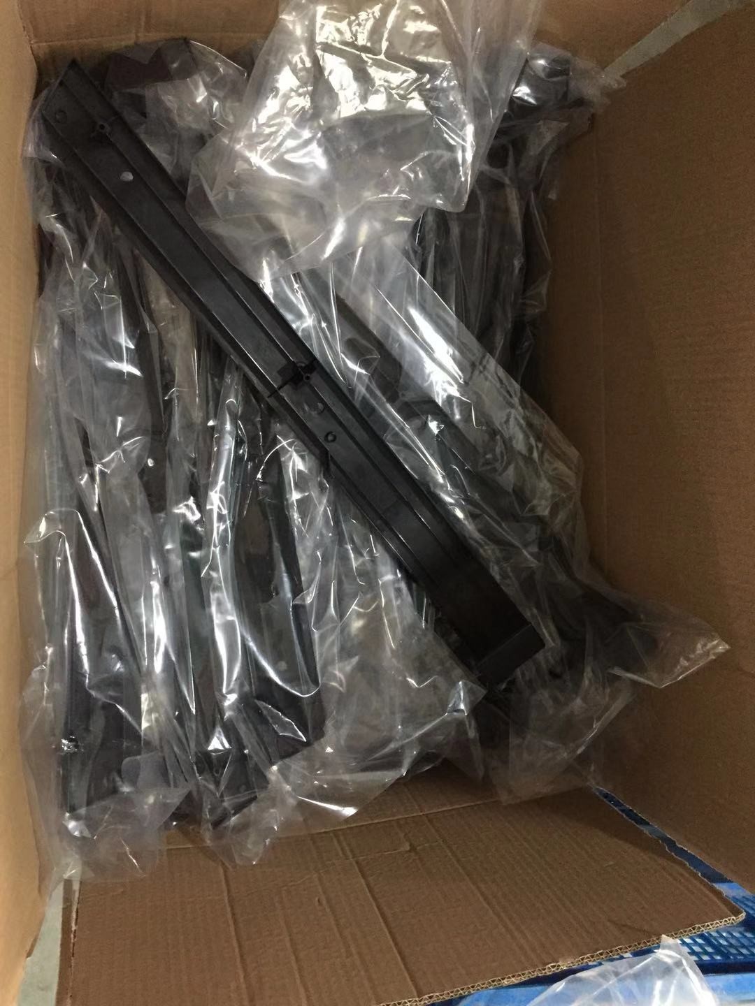 FOR HYUNDAI KIA TRUCK PARTS-HYUNDAI CARGO PARTS-STRIP BLACK PLASTIC
