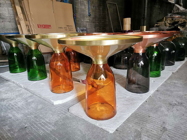 Luxury Metal Glass Top Side Table Coffee Table Transparent / Colorful 50x53cm