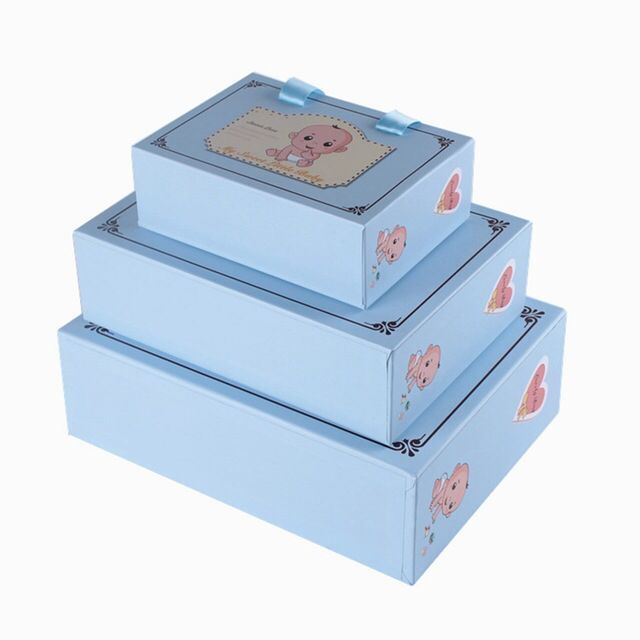 Born Baby Gift Set Box with Handle and Custom Print Foldable Magnetic Flap Closure