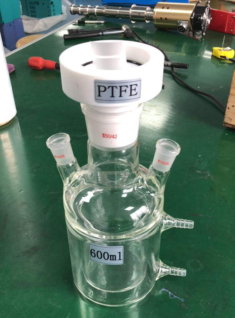 jacketed glass vessel for ultrasonic homogenizer