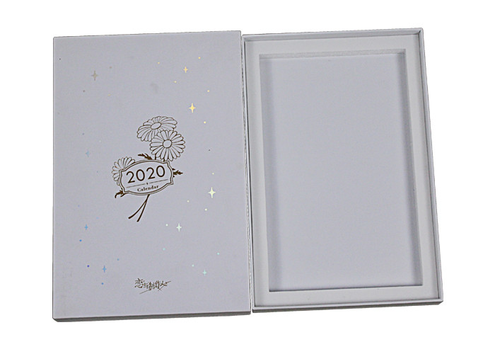 H11cm Custom Rigid Gift Boxes Glossy / matt Lamination With Inserts