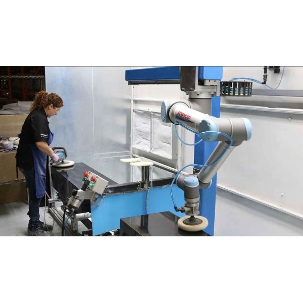 Universal robots manipulator UR10 payload10 kg /22 lbs collaborative 6 axis robot arm