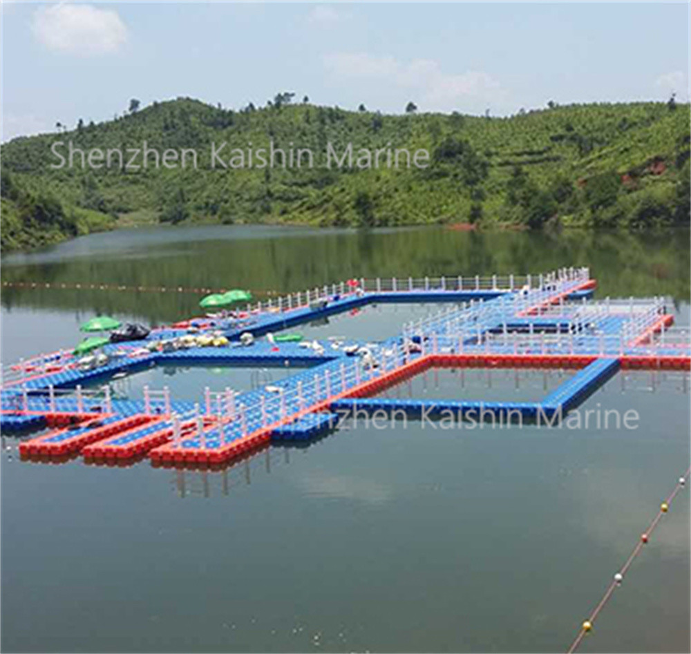 Water Boat Plastic HDPE Modular Floating Dock Cubes Pontoon Bridge Inflatable