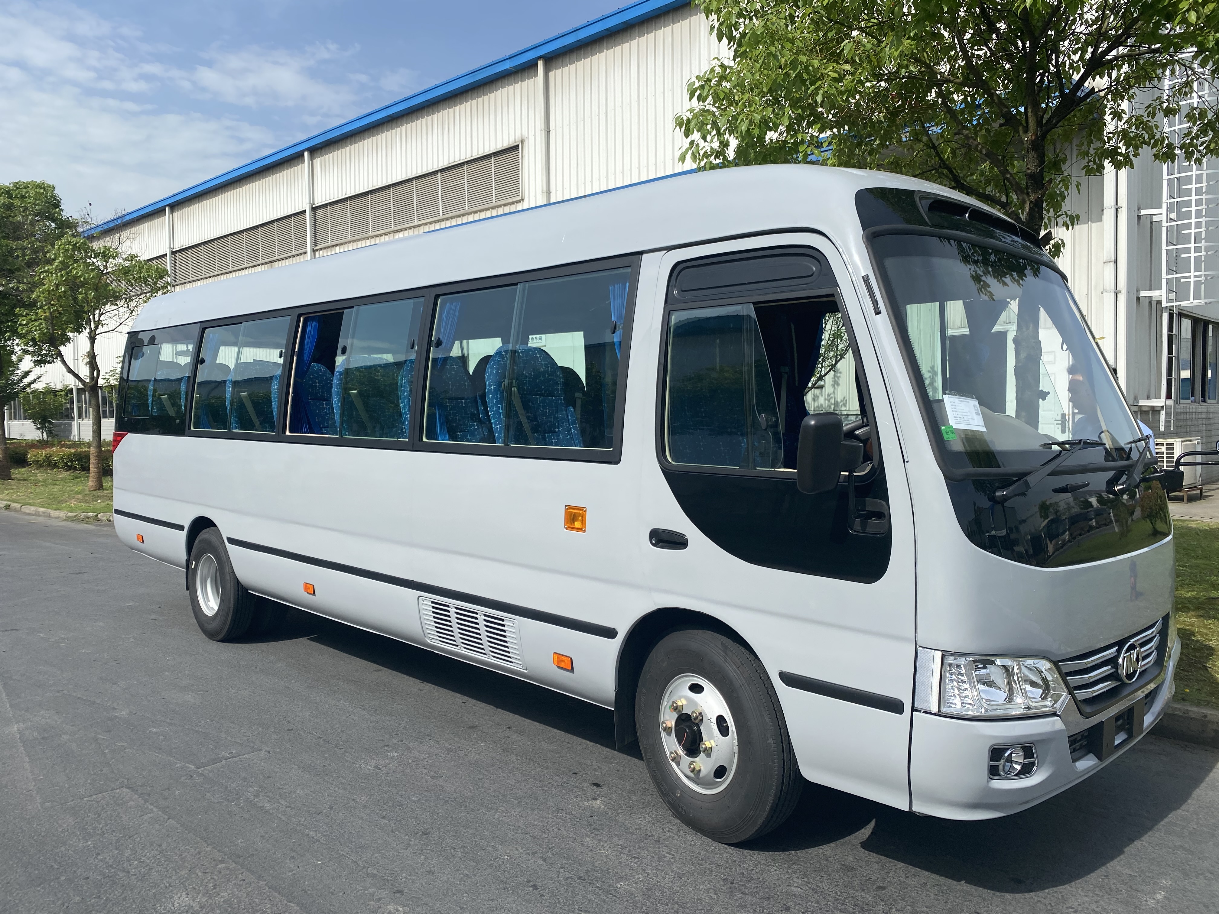 4 Cylinders in Line Engine 7m 22 Seats Coaster Bus for Comfortable Transport