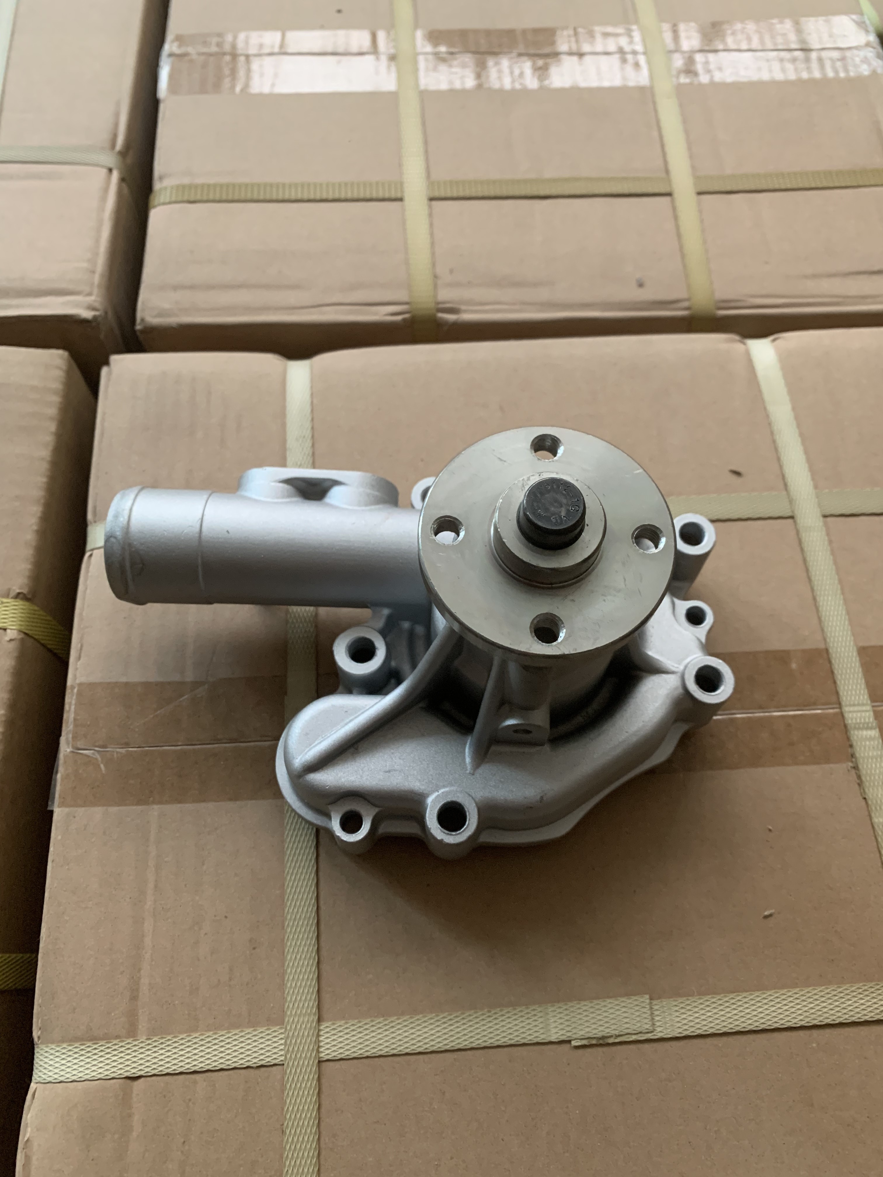 4TNV94 4TNV98 Water Pump YM129907-42001 129007-42000 12900742000 For Yanmar Diesel Engine