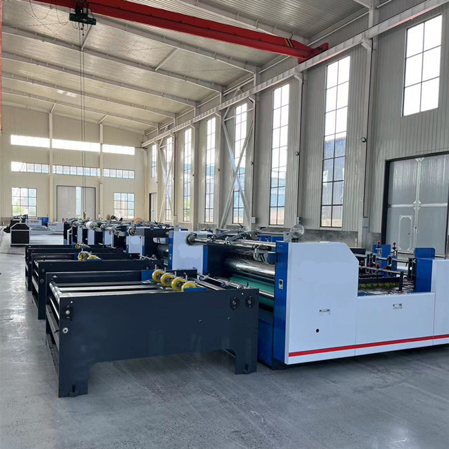 Max Sheet Size 1250mm Automatic Flute Laminator Machine 3 Ply Film