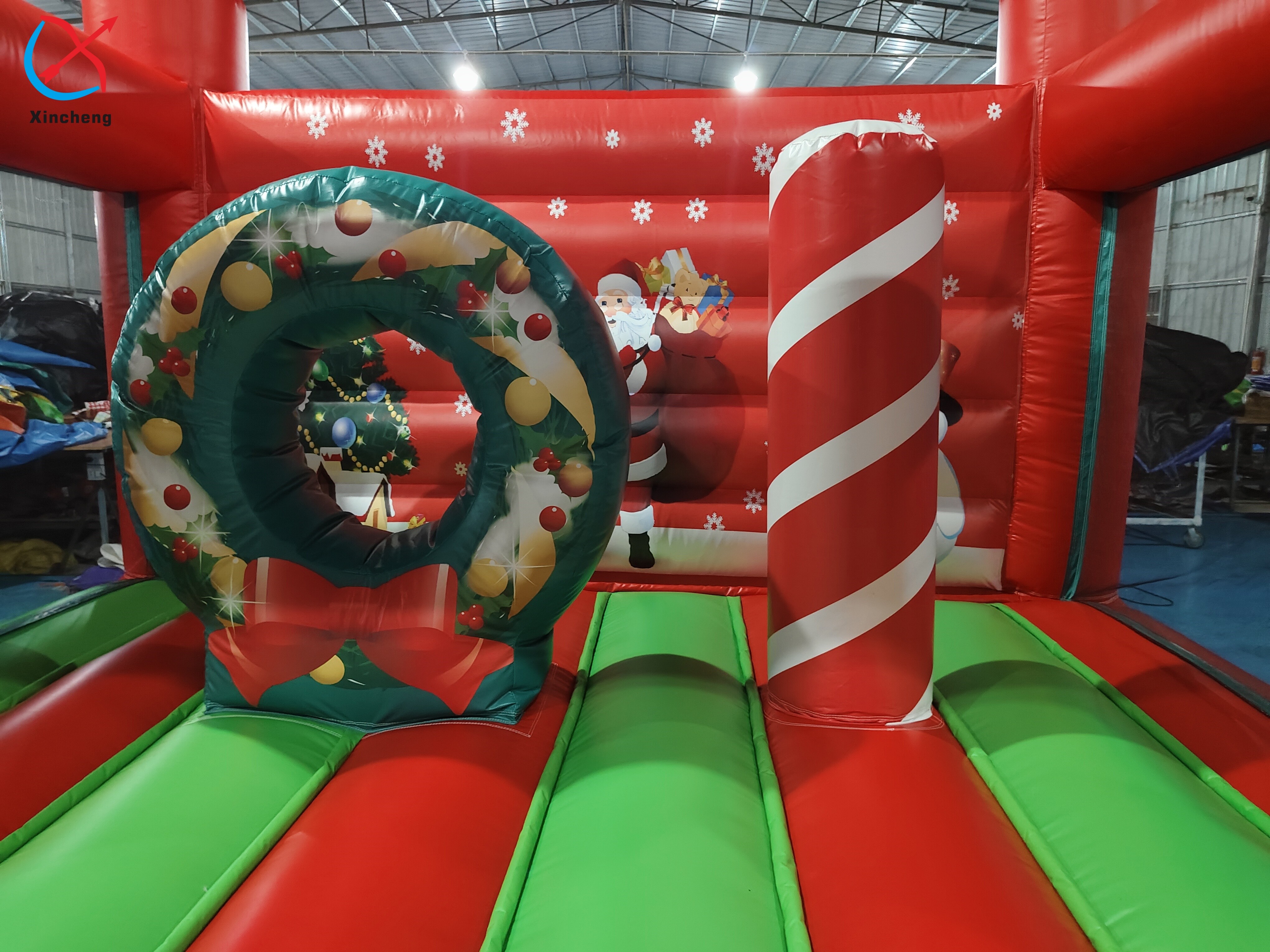 Supplier Inflatable Christmas Santa Claus Jumping House Inflatable Bouncy Castle