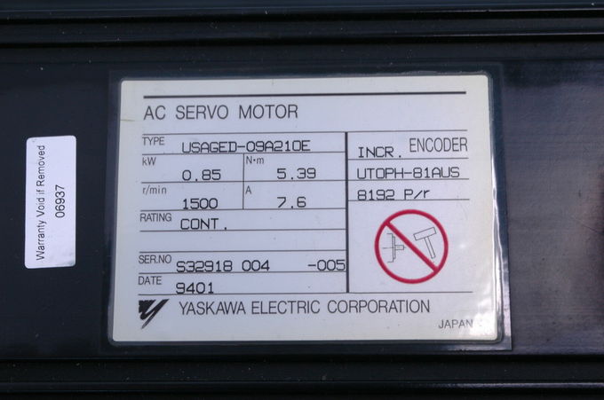 USAGED-09A210E YASKAWA Servo Drive 200V INPUT 2AMP 3PH Original New 2