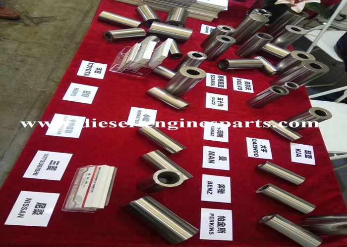Sand Blasting Toyota 1hz Engine Piston Pin Lightweight