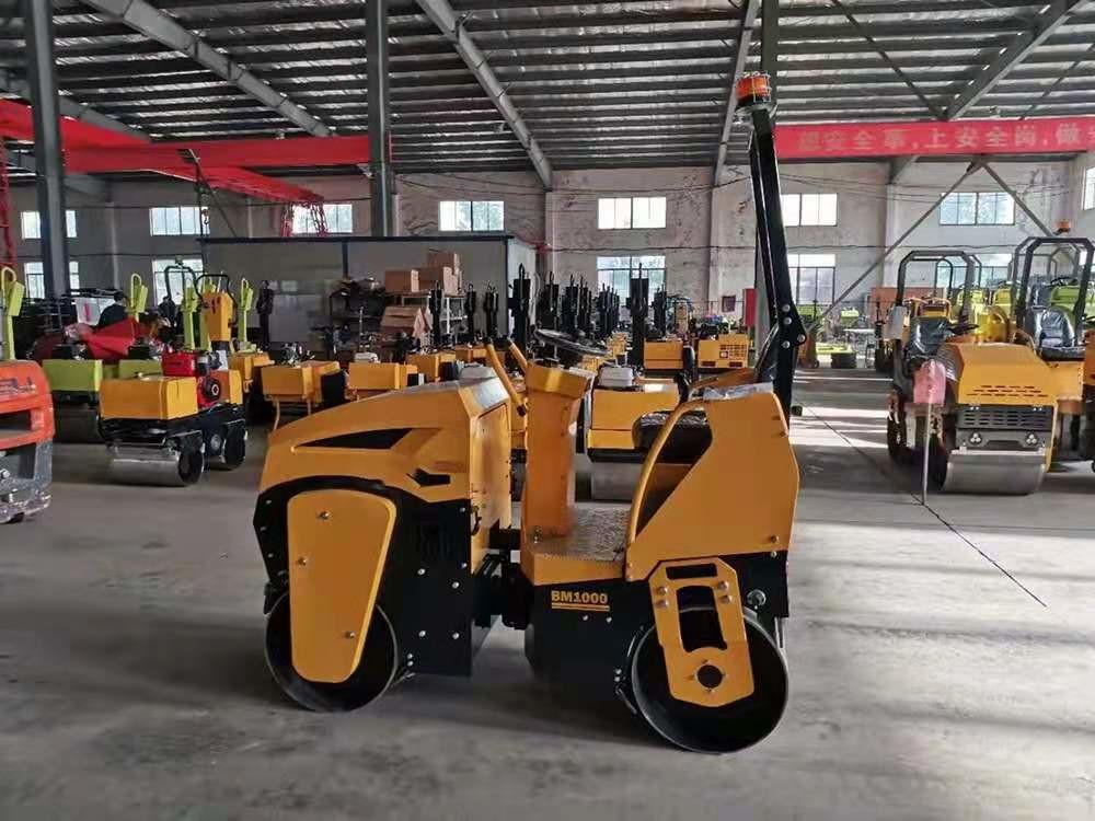 6.5L Fuel Tank Road Construction Roller , CE Single Drum Road Roller