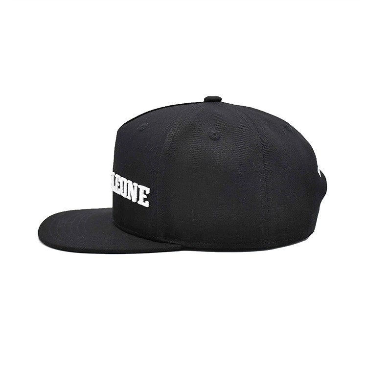 Customized Logo Unisex Black Flat Hats With Adjustable Structured Crown