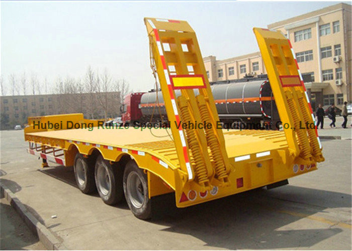 3 Axle 2 Axle Low Bed Trailer Truck 40 -60 Tons With Ladder