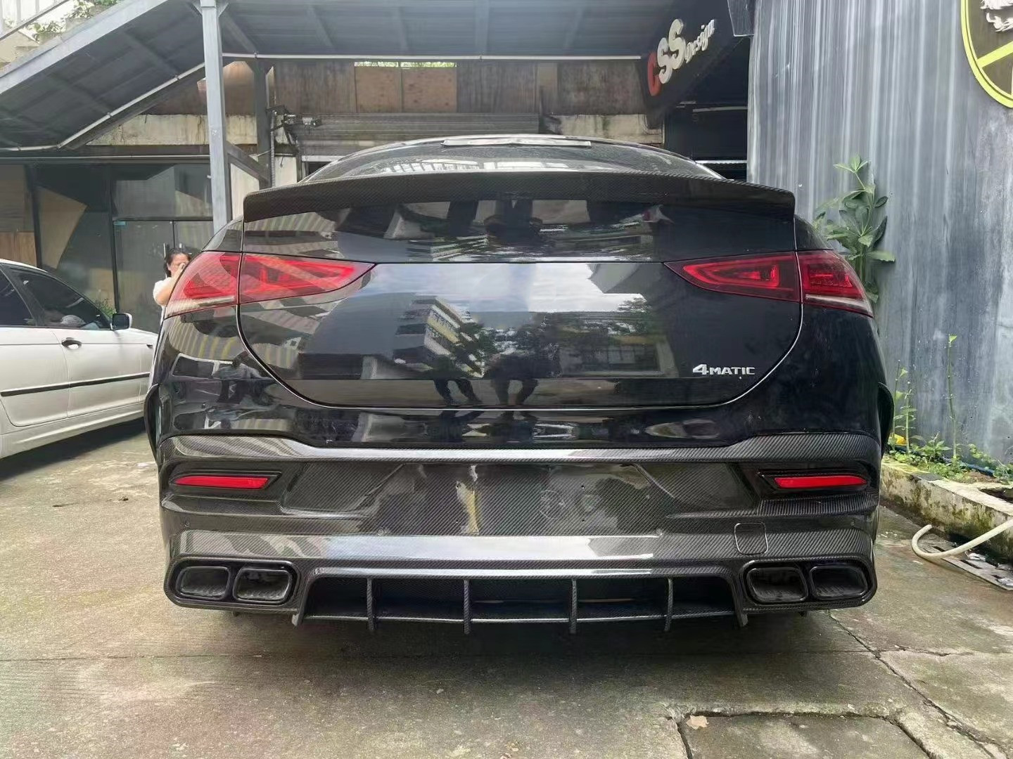 For Mercedes-Benz GLE COUPE Carbon Fiber Body Kit GLE COUPE Upgrades Top Style Carbon Fiber Front Lip Diffuser Widebody Kit