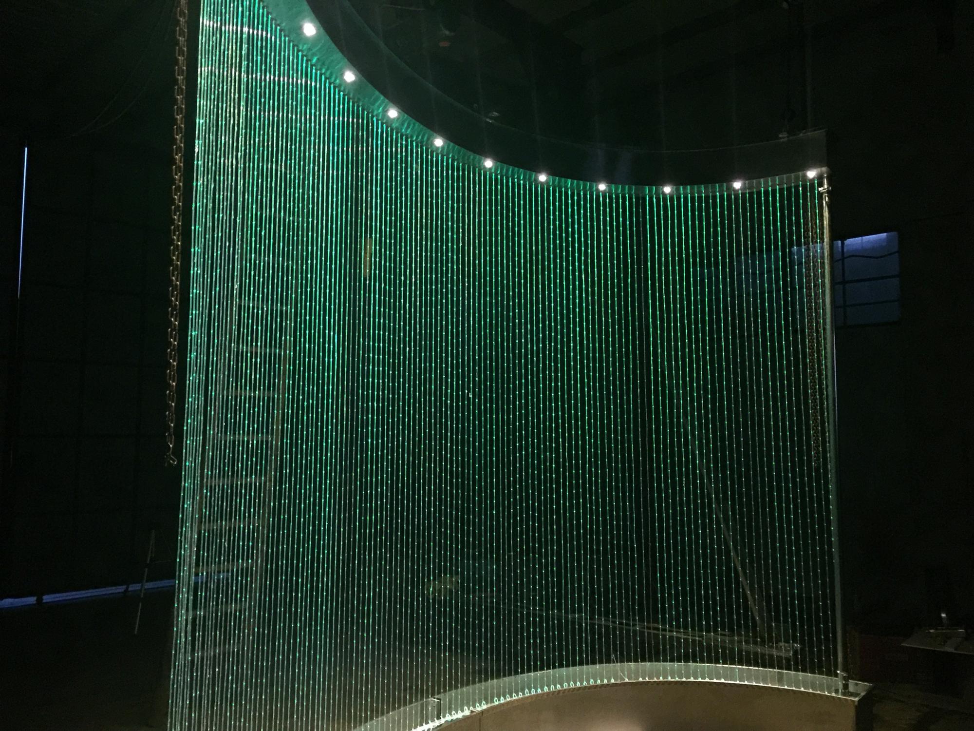 Graphic changeable digital water curtain fountain for decorative effect
