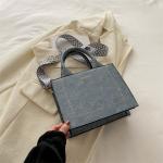 VINTAGE CHIC TEXTURED LETTER TOTE BAG WOMEN'S BAG 2024 NEW LARGE CAPACITY