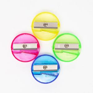 Wholesale Mini School Kids Round Handheld Pencil Sharpener With Cover from china suppliers