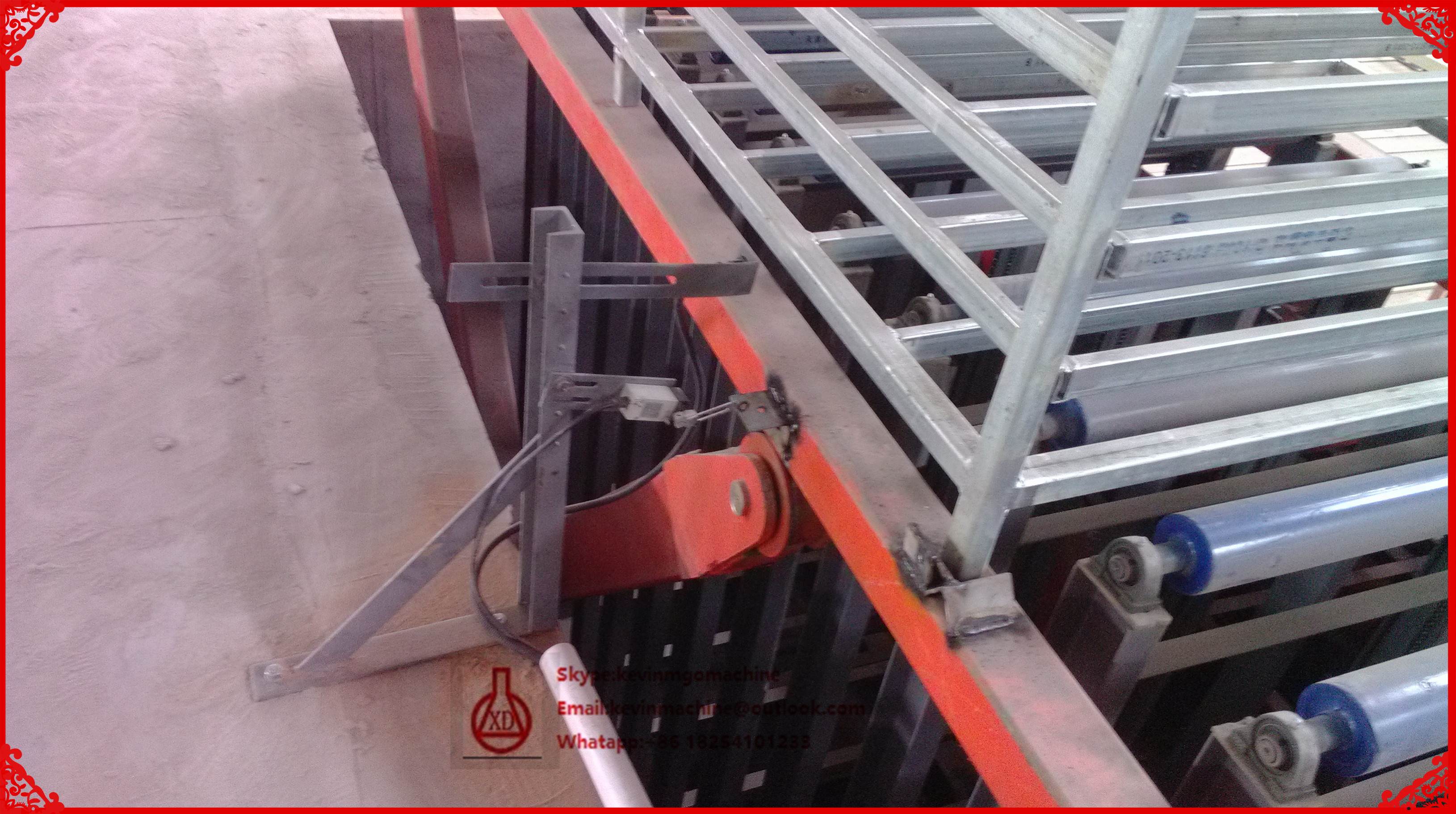Steel Structure Sandwich Panel Machine for 1 - 15 cm Thick 0.6 - 1.2 m Width Adjustable Size