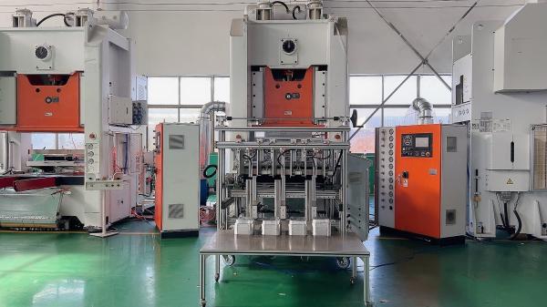 3Phase 800KN Food Grade Packing Container Box Aluminum Foil Container Production