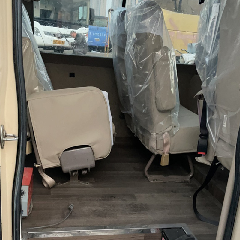 Manual Transmission Type Used Toyota Coaster Bus with 3300mm Wheel Base and 30 Seats